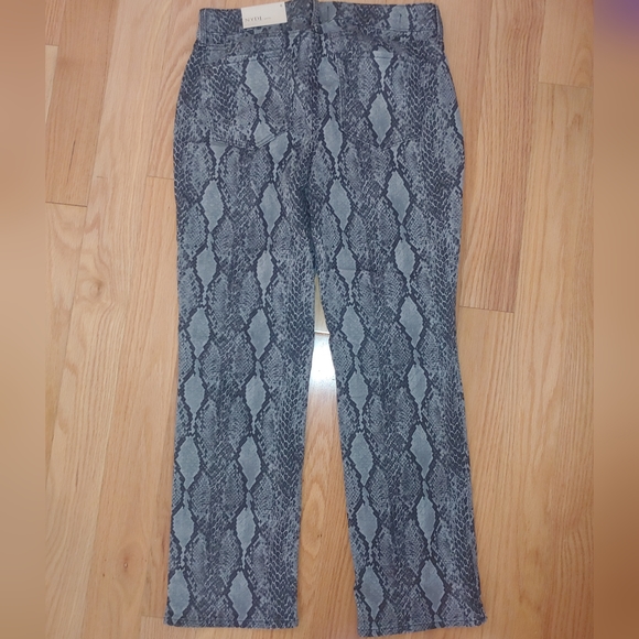 NWT NYDJ Black Snake Marilyn High-Waist Button-Fly Straight-Leg Jeans – Size 6 - Picture 10 of 10